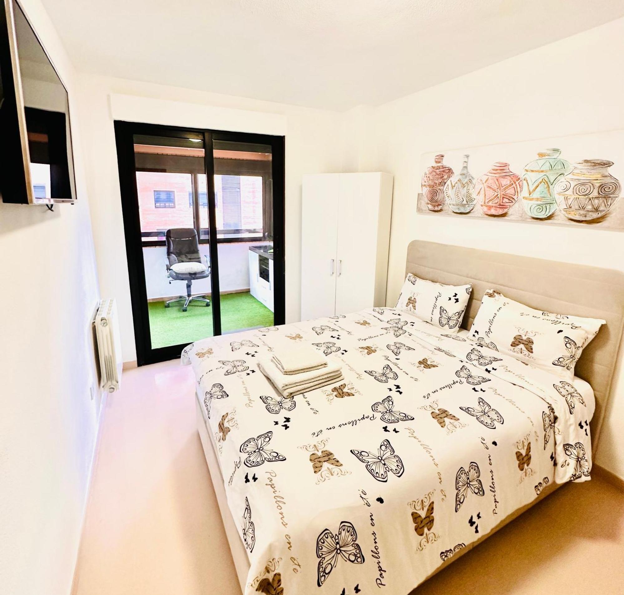 Economy Room 알리칸테 외부 사진